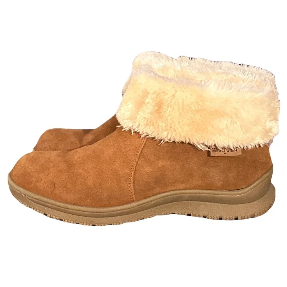 Minnetonka Southtown Suede Water-Resistant Brown Ankle Boots Fur-Lined Size 7M